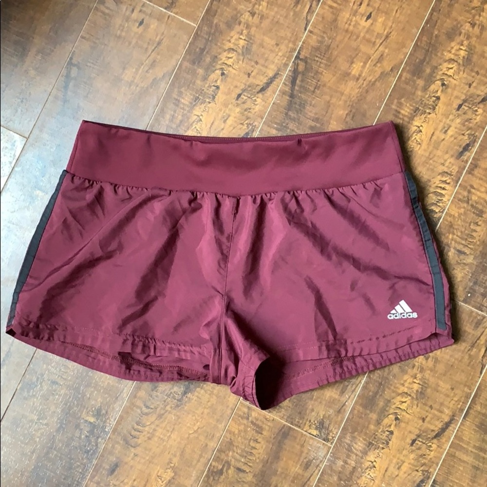 ADIDAS MAROON RUNNING SHORTS